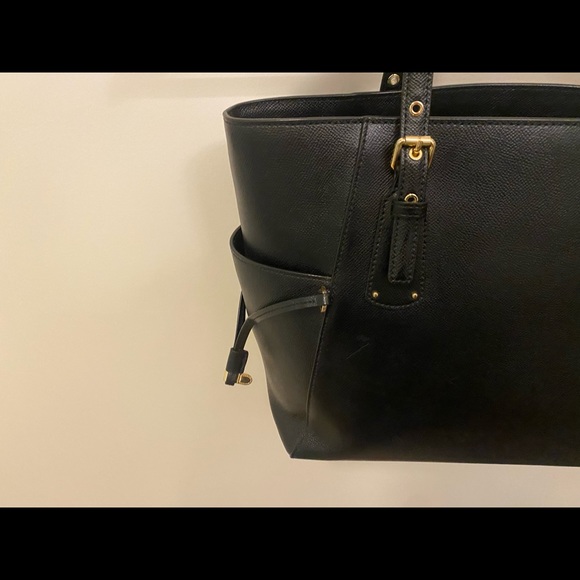 Michael Kors Large Handbag - Picture 7 of 9